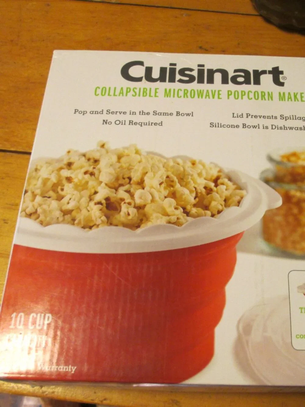 Cuisinart collapsible 10 cup microwave popcorn maker easy storage and clean up